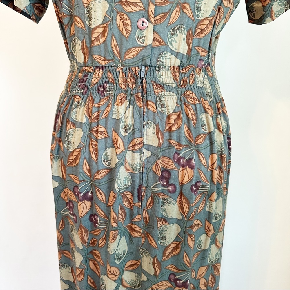 SOLD! Vintage 80's Karin Stevens Green Fruit Pleated A-Line Midi Dress 8 Petite - Picture 13 of 16